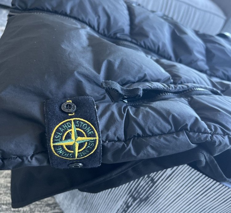 Stone Island Down Vest - Sz Medium - Bnwot