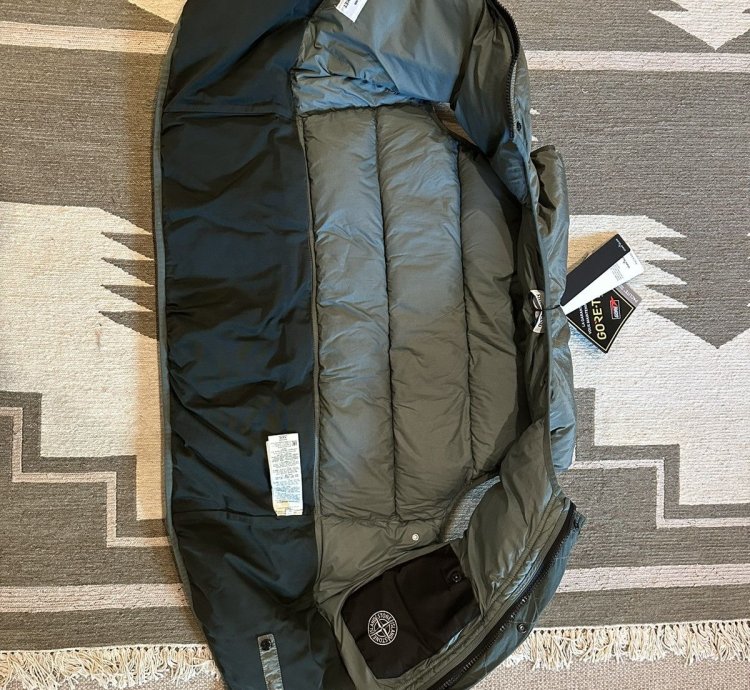 Stone Island Down Vest Military Green Large Nwt
