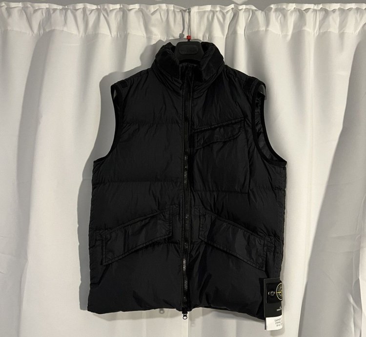 Stone Island Down Vest With Packable Hood 7715g0123 - V0029