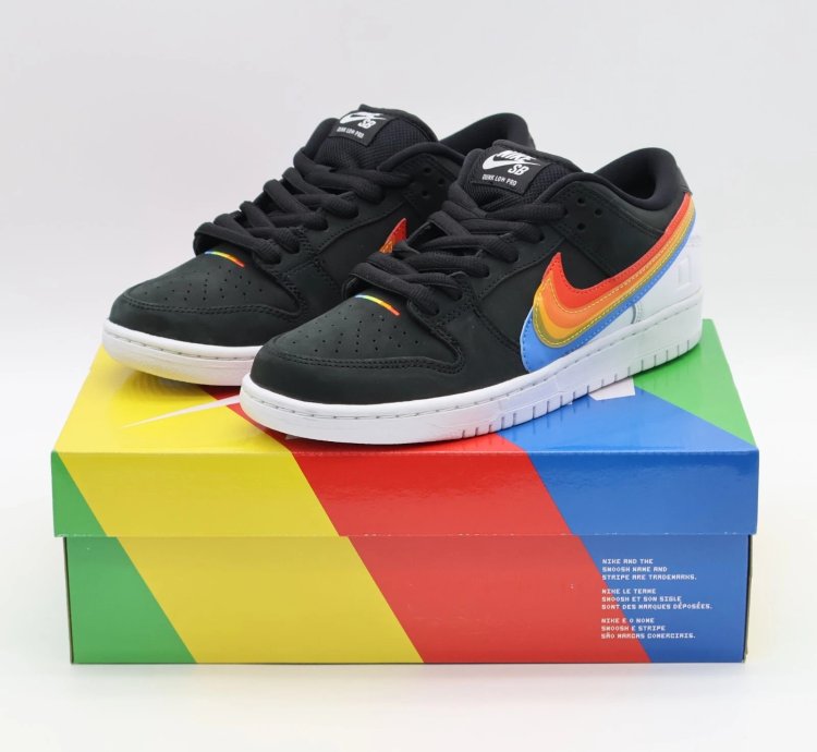 Dh7722-001 Polaroid Nike Sb Dunk Low Pro Qs Black White
