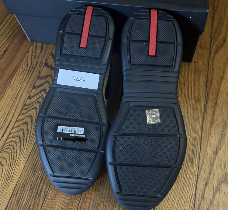 Prada America Cup Bumblebee