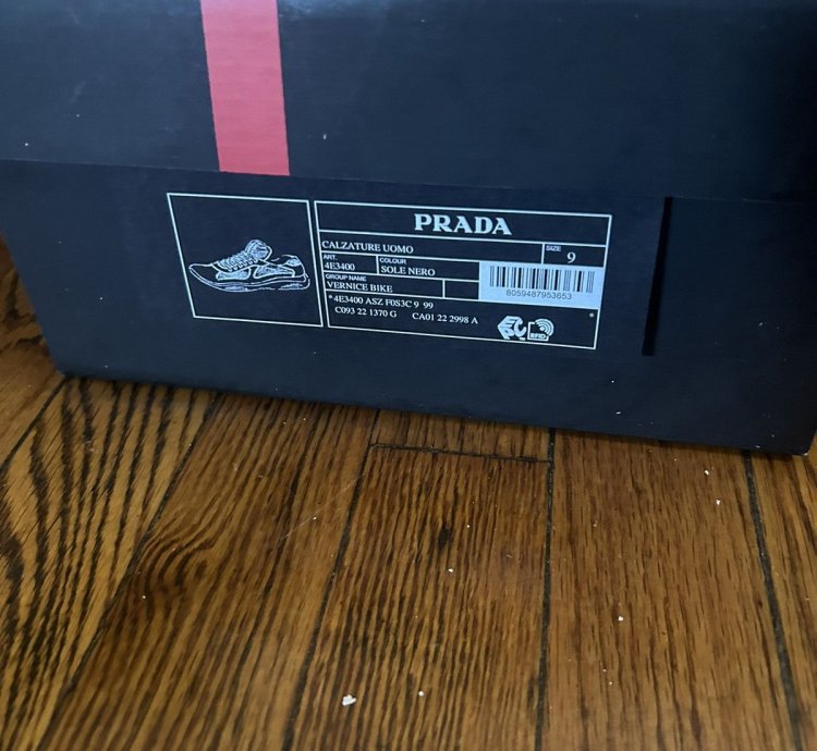 Prada America Cup Bumblebee