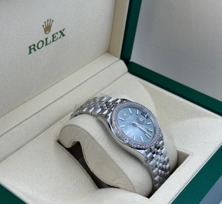 Rolex Datejust 36 Green Index Diamond Bezel Jubilee
