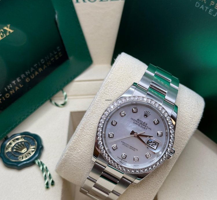 Rolex Datejust 36 Mother Of Pearl Diamond Dial Stainless Steel Diamond Bezel Oyster Bracelet