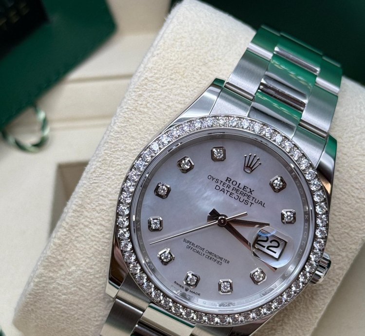 Rolex Datejust 36 Mother Of Pearl Diamond Dial Stainless Steel Diamond Bezel Oyster Bracelet