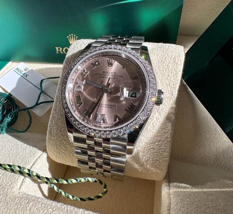 Rolex Datejust 36 New 2023 Diamond Bezel Pink Roman Diamond Dial Jubilee Bracelet Fluted Bezel
