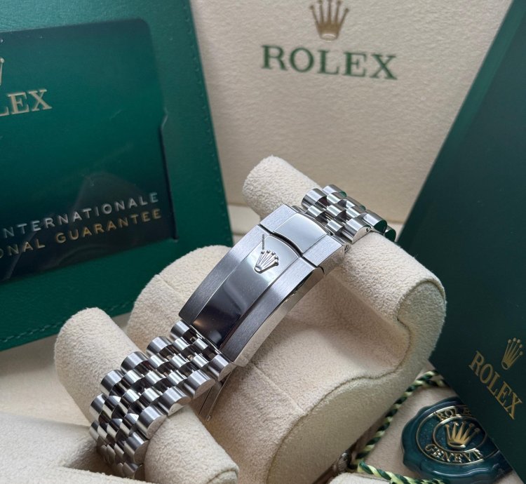 Rolex Datejust 36 New 2023 Mother Of Pearl Diamond Dial Diamond Bezel Stainless Steel Jubilee