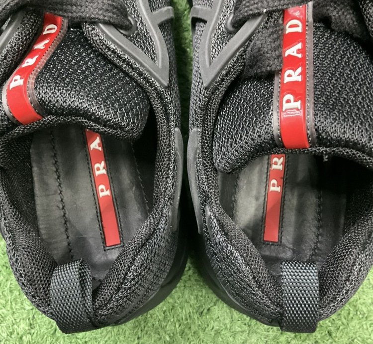 Prada America Cups