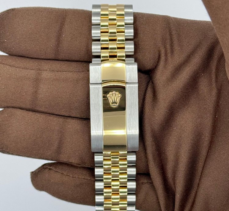 Rolex Datejust 36 New 2025 Green 6 9 Diamond With Diamond Bezel Datejust 36 126283rbr