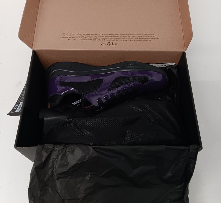 Prada Americas Cup Low-top Patent Leather Sneakers - 10