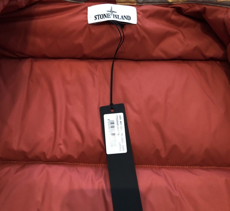 Stone Island Heritage Camo Ripstop Nylon Down Jacket Large