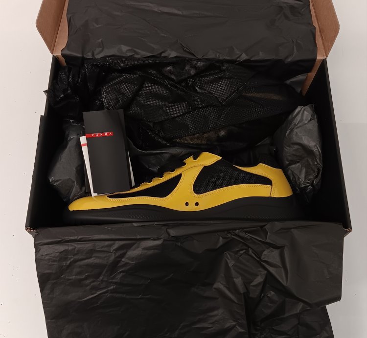 Prada Americas Cup Low-top Patent Leather Sneakers - 11 5
