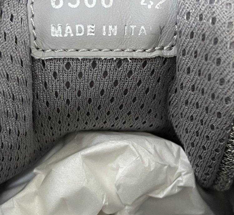 Prada Americas Cup Rubber Sneaker Sz 429us