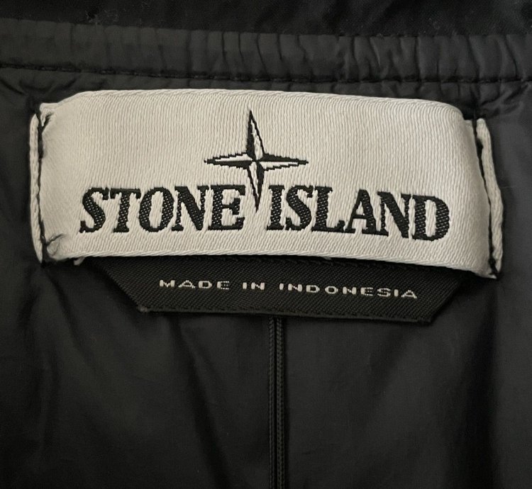 Stone Island Hooded Down Jacket Black