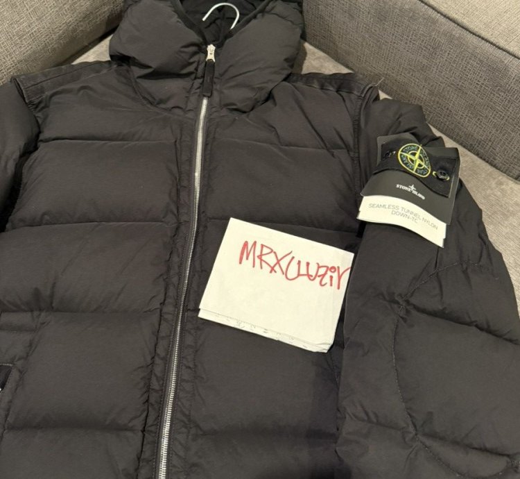 Stone Island Hooded Puffer Jacket Black Sz Large Brand New