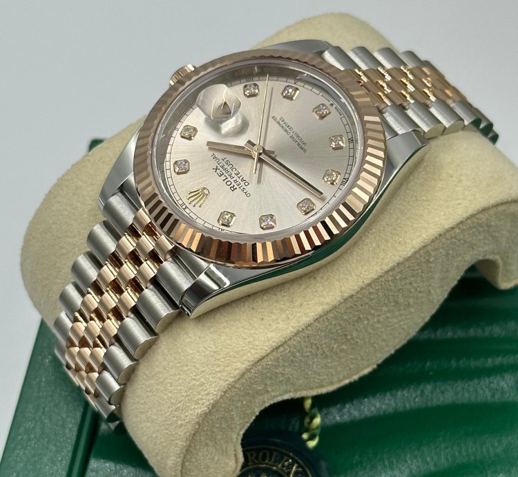 Rolex Datejust 41 126331g Sundust Dial Jubilee