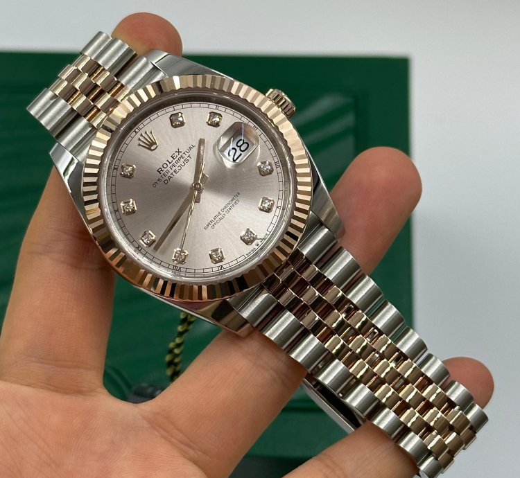 Rolex Datejust 41 126331g Sundust Dial Jubilee