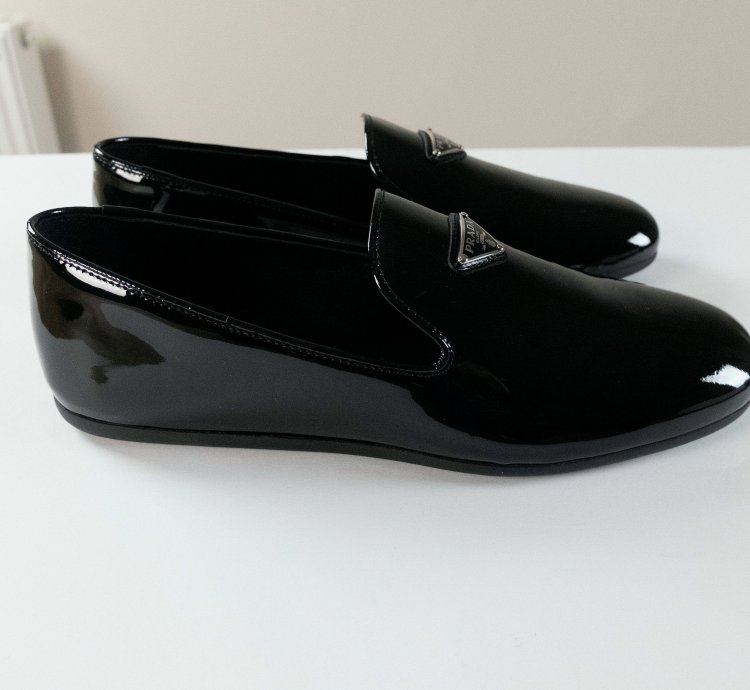 Prada Black Patent Leather Triangle Logo Slippers Flat Shoes
