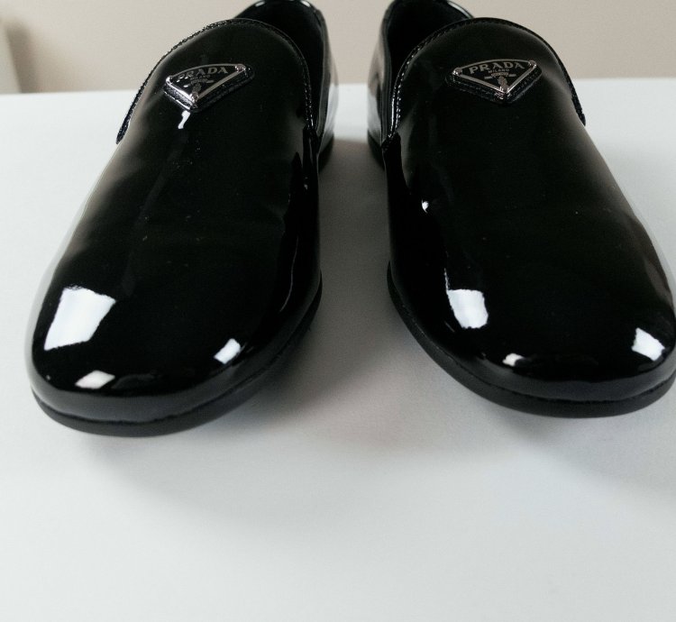 Prada Black Patent Leather Triangle Logo Slippers Flat Shoes