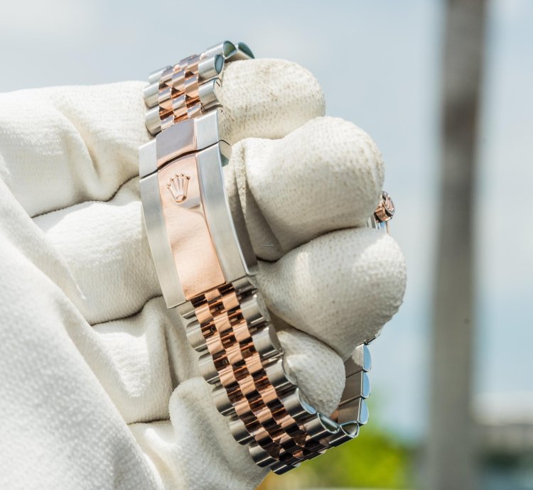 Rolex Datejust 41 41mm Sundust Diamond Dial On Jubilee