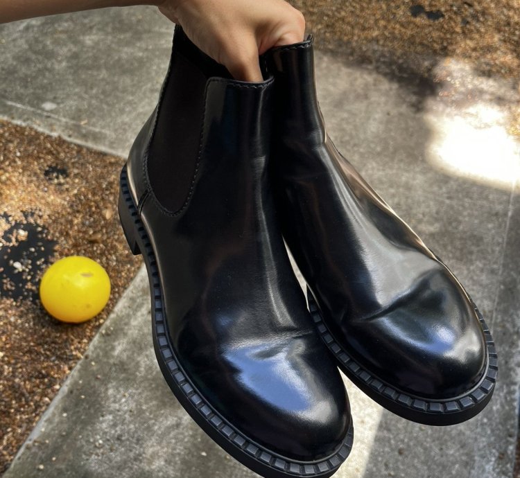 Prada Brushed Leather Chelsea Boots - Men 10 5 2te168