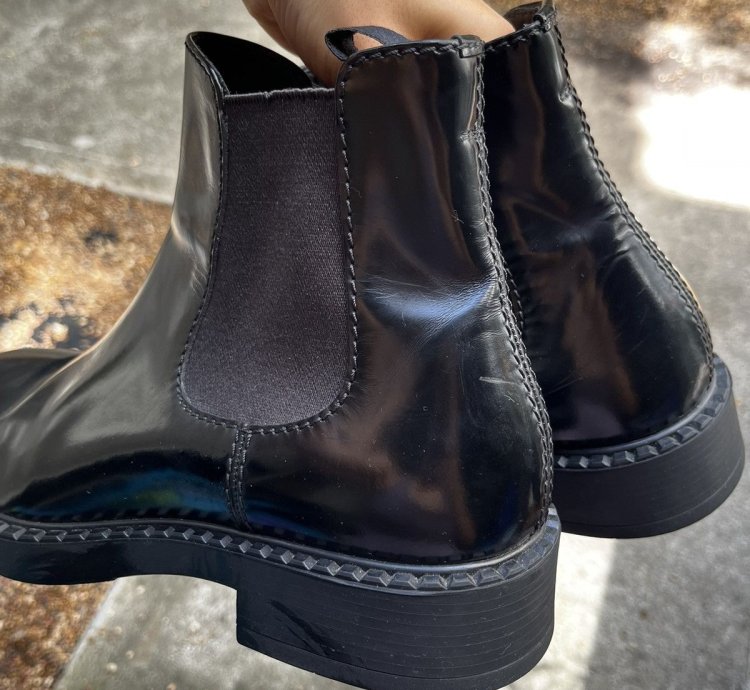 Prada Brushed Leather Chelsea Boots - Men 10 5 2te168