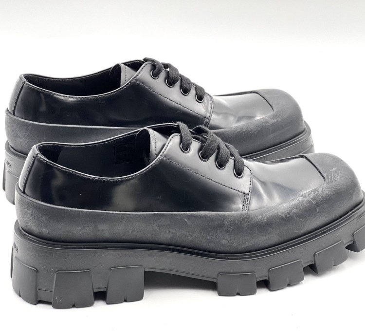 Prada Brushed Leather Lace-up Shoes