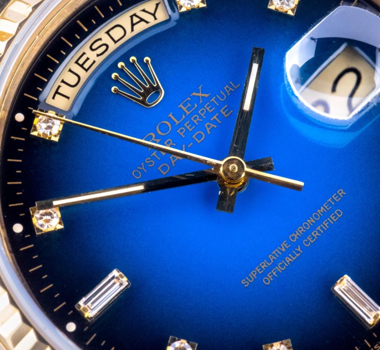Rolex Day-date 36 Blue Vignette Diamond 18238 1988 full Set