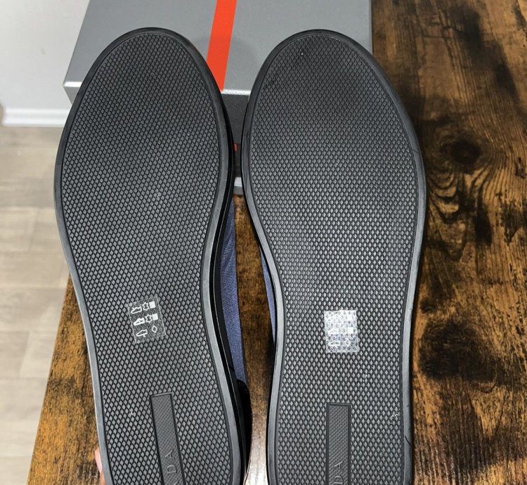 Prada Calzature Low Top Sneaker