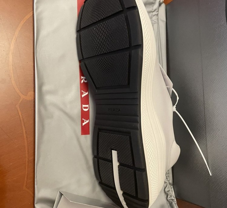 Prada Calzature Mens Runner Trainers White