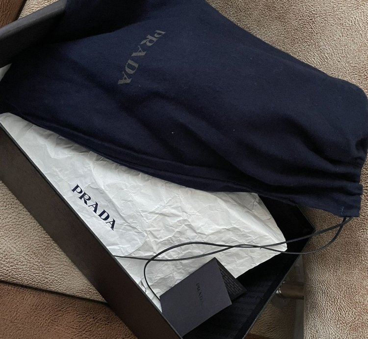 Prada Calzature Uomo Old Natur Nero Leather Derby
