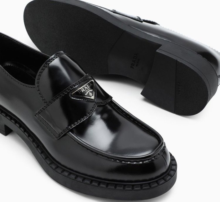 Prada Chocolate Loafer In Black Brushed Leather