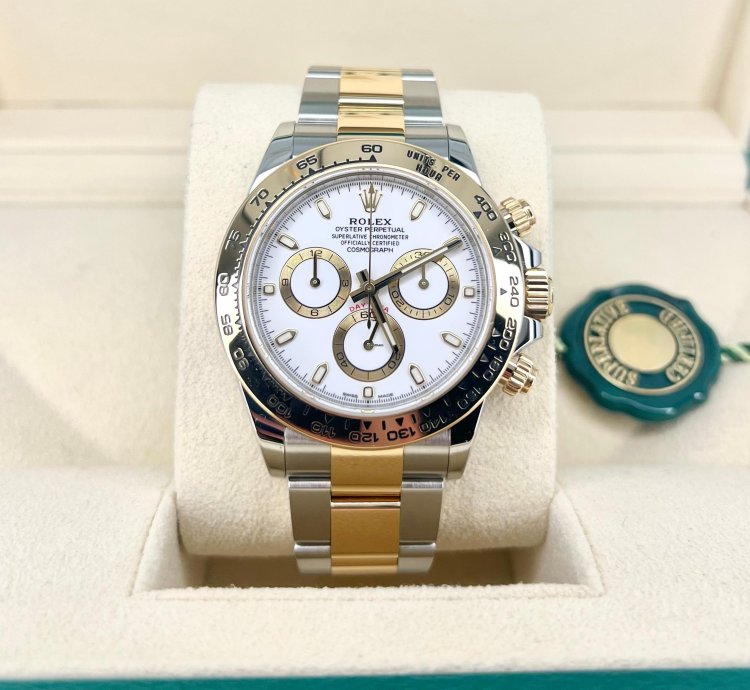 Rolex Daytona 116503 White Dial Unworn Full Set Gold