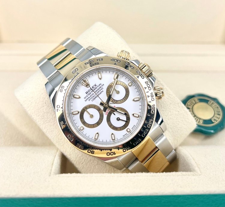Rolex Daytona 116503 White Dial Unworn Full Set Gold
