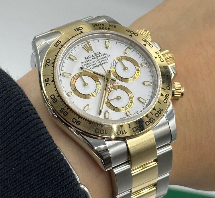 Rolex Daytona 116503 White Old Card 2020