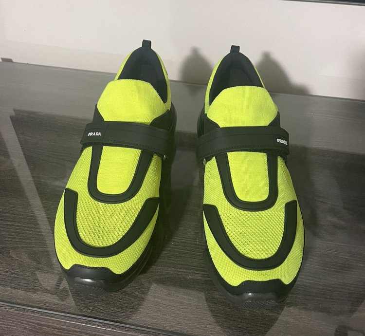 Prada Cloudburst