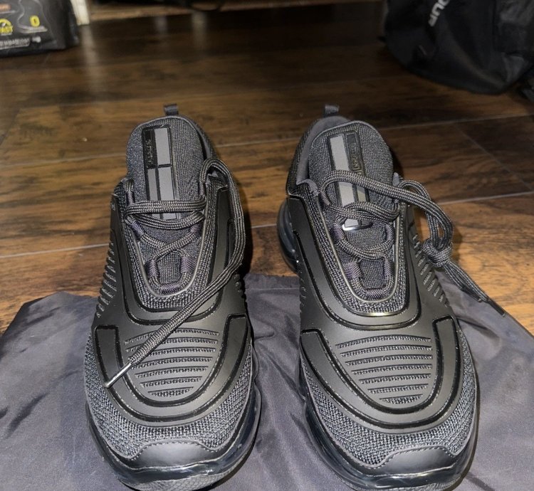 Prada Cloudburst Air