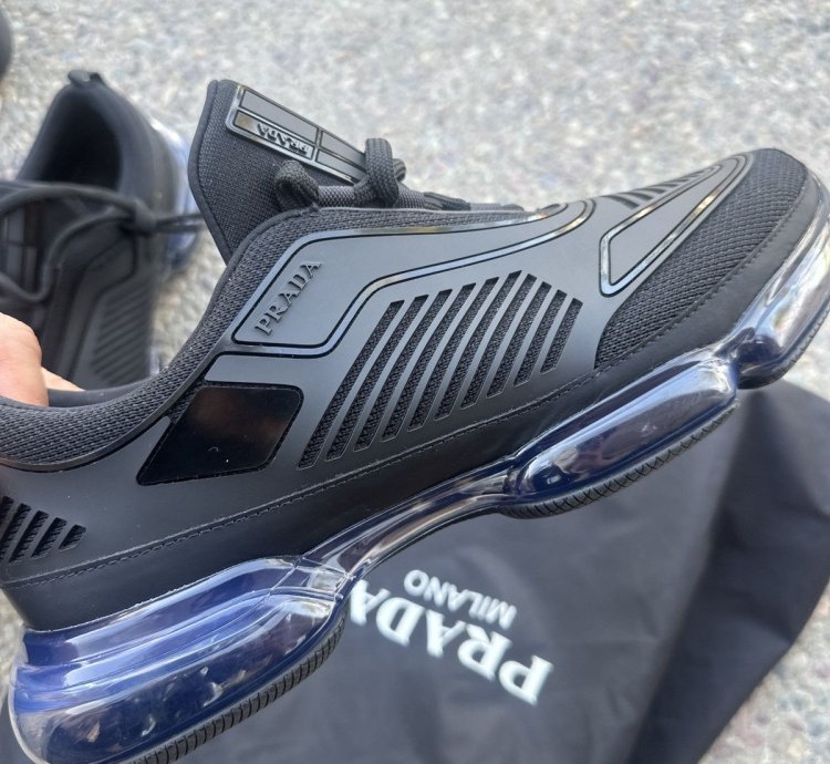 Prada Cloudburst Air