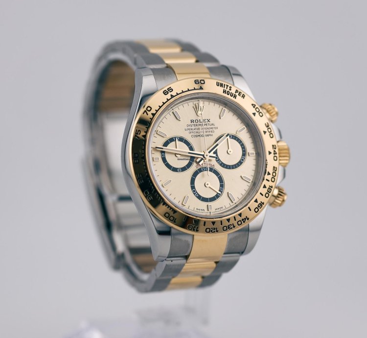 Rolex Daytona 126503 2024 Champagne Dial Full Set