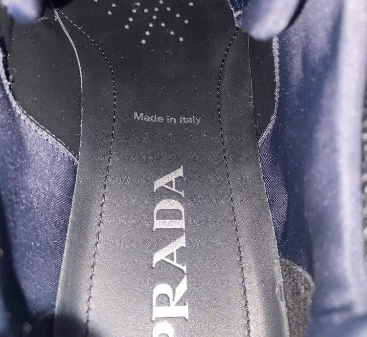 Prada Cloudbust Thunder Knit unworn