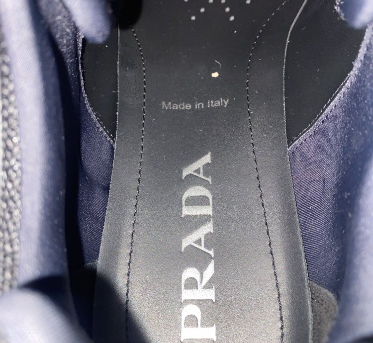 Prada Cloudbust Thunder Knit unworn