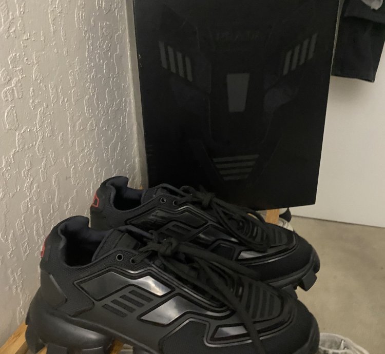 Prada Cloudbust Thunder Knit unworn