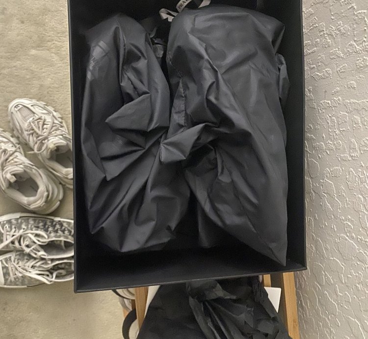 Prada Cloudbust Thunder Knit unworn
