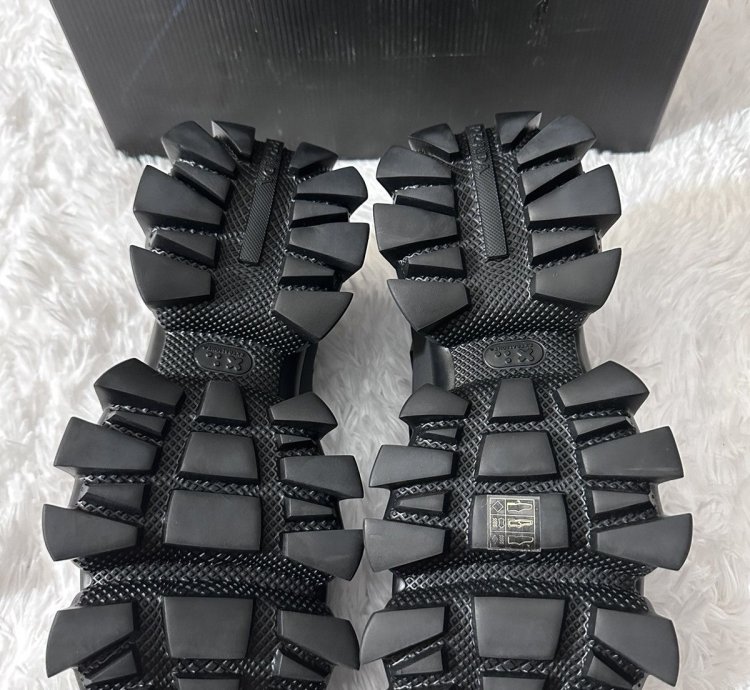 Prada Cloudbust Thunder Lug-sole Trainer Sneakers