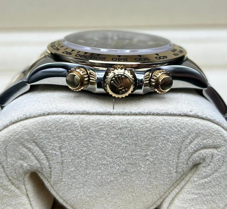 Rolex Daytona 2023 Daytona 116503 Black Dial Unworn Full Set