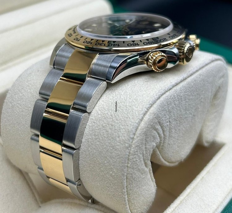 Rolex Daytona 2023 Daytona 116503 Black Dial Unworn Full Set