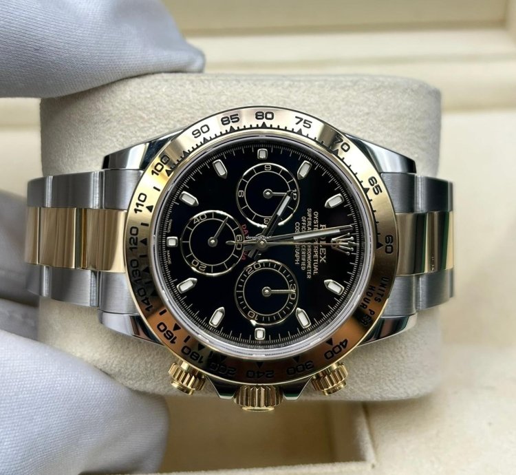 Rolex Daytona 2023 Daytona 116503 Black Dial Unworn Full Set