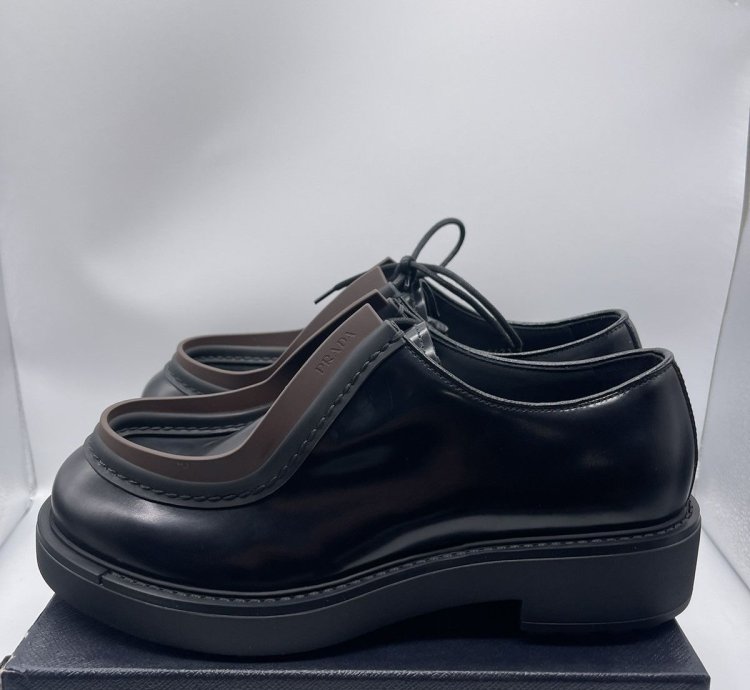 Prada Diapason Opaque Brushed Leather Lace-up Shoes Size 43
