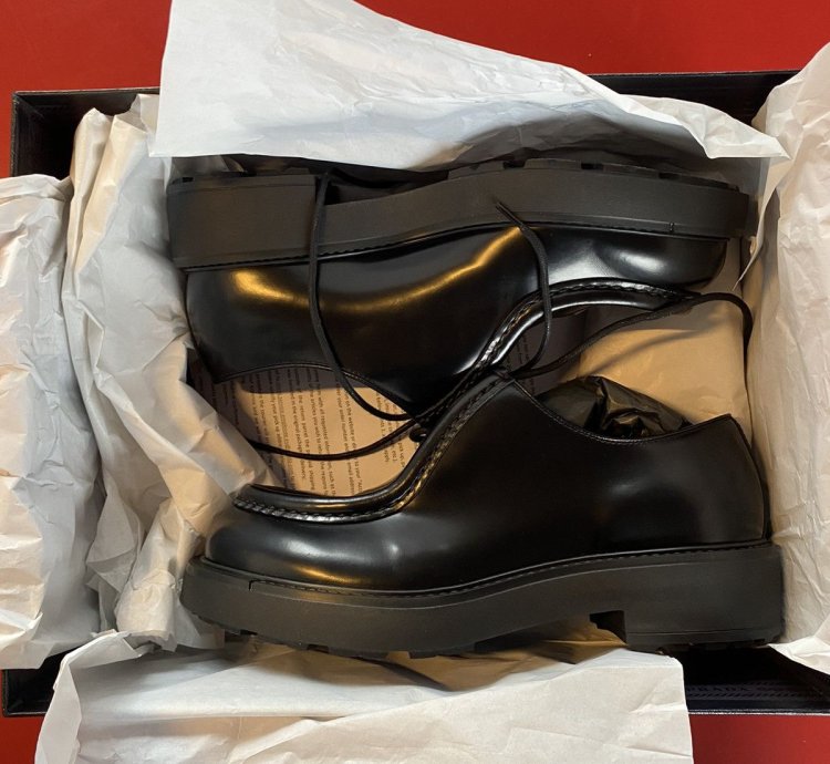 Prada Diapason Opaque Derby
