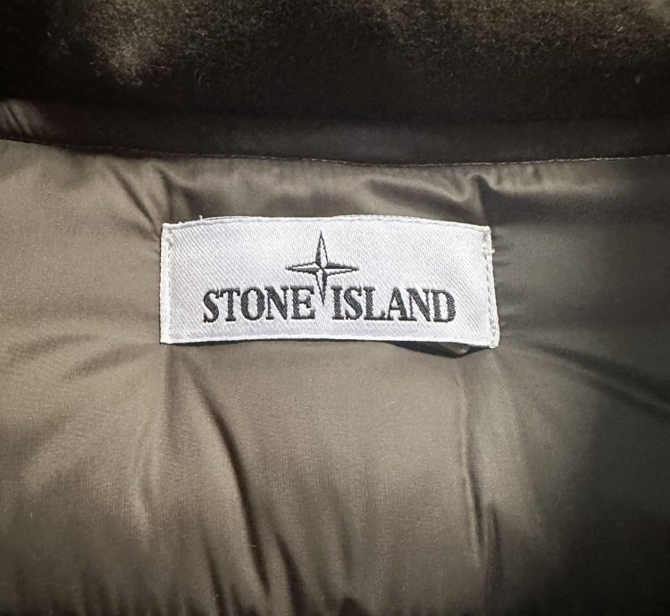Stone Island Naslan Light Watro Camo Reflective Down Size